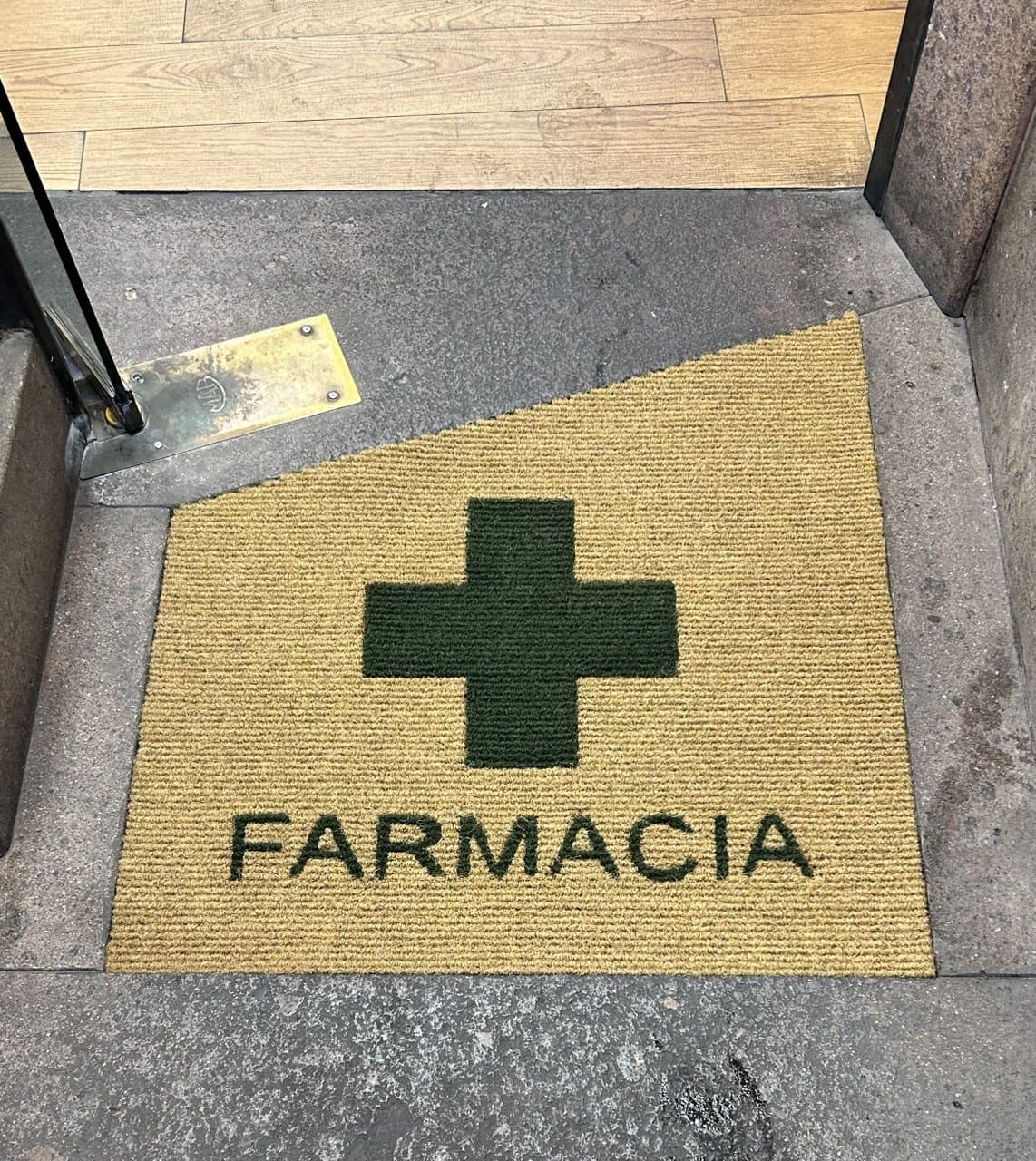 Tappeto king personalizzato con logo Farmacia